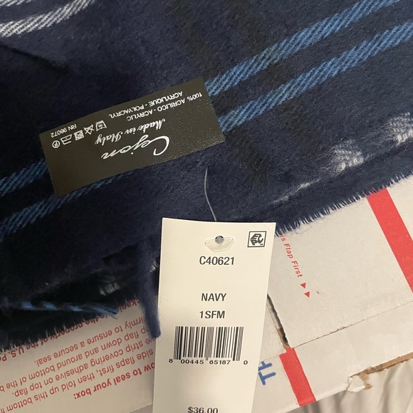 Beautiful neck scarves Cejon made in Italy - Picture 4 of 4